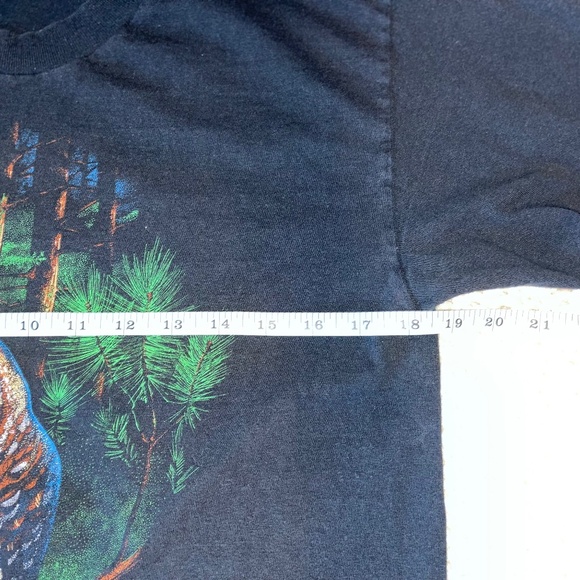 Graphic T-Shirt – Owl in Pine Tree – Faded Black – Men’s Small (No Tag) - Picture 4 of 9